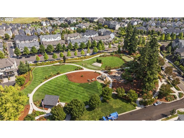 28945 Sw COSTA Cir, Wilsonville, OR 97070