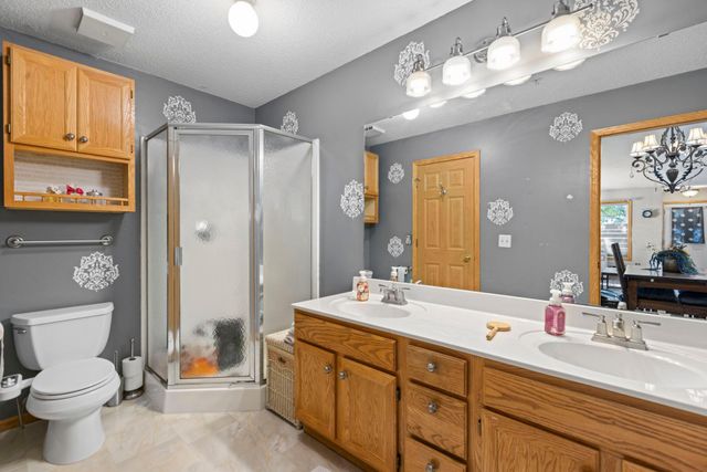 528 Queens Gate, New Brighton, MN 55112