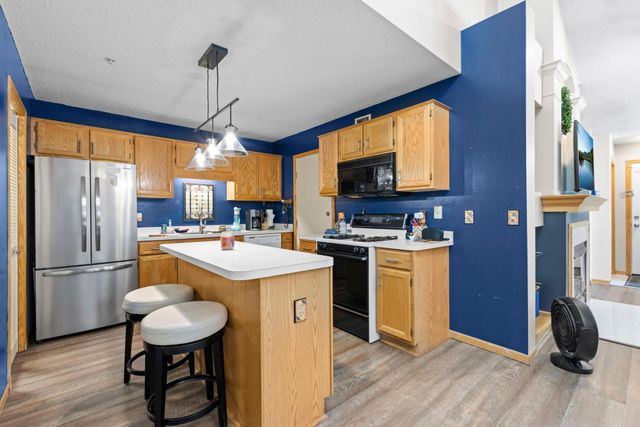 528 Queens Gate, New Brighton, MN 55112