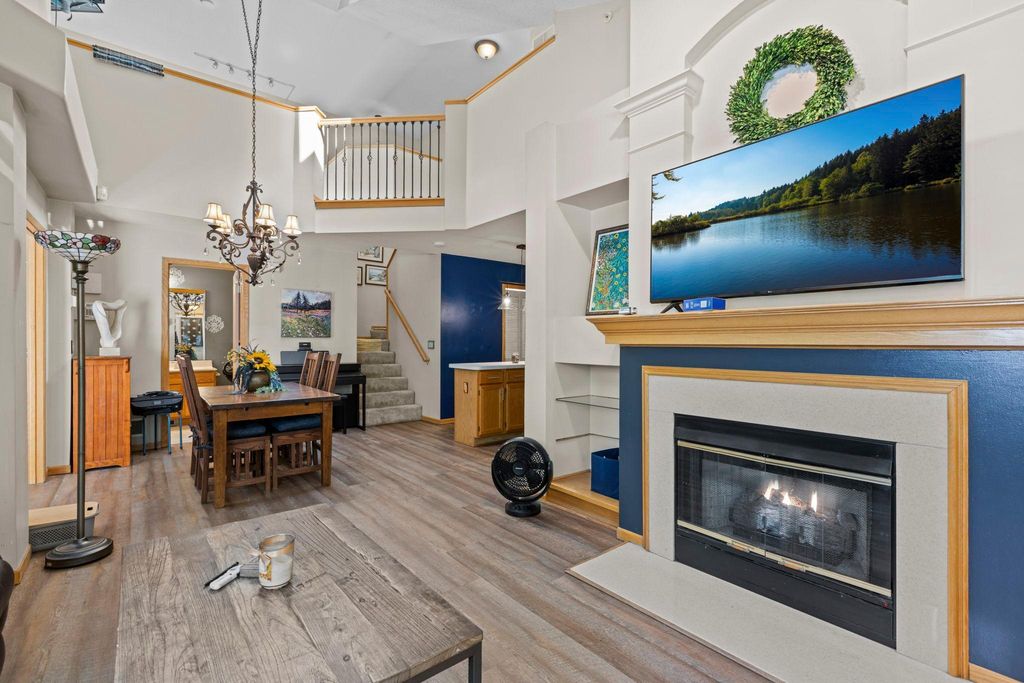 528 Queens Gate, New Brighton, MN 55112 — photo 4