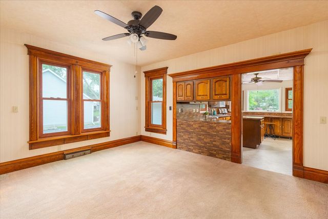 443 E Peru Street, Princeton, IL 61356