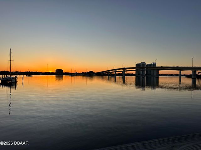 405 N Halifax Ave Apt 112, Daytona Beach, FL 32118