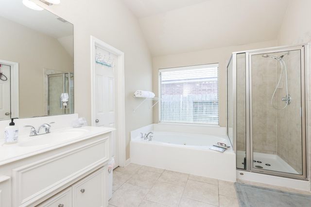 2307 Trinity Manor Lane, Richmond, TX 77469