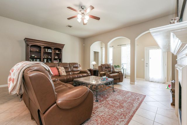 2307 Trinity Manor Lane, Richmond, TX 77469