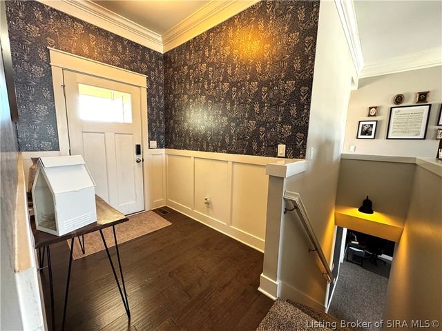 5006 Oakhill Lane, Georgetown, IN 47122