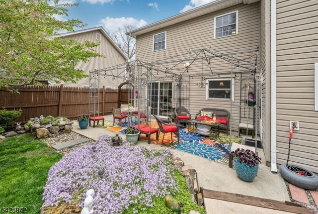 6 Grove Rd, Jefferson Twp., NJ 07438