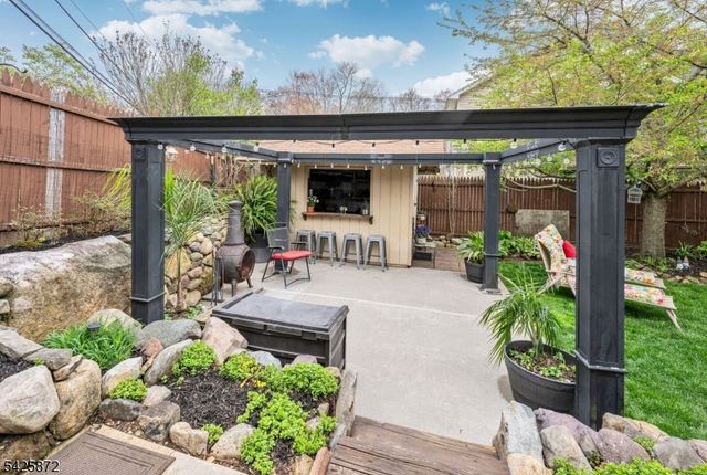 6 Grove Rd, Jefferson Twp., NJ 07438
