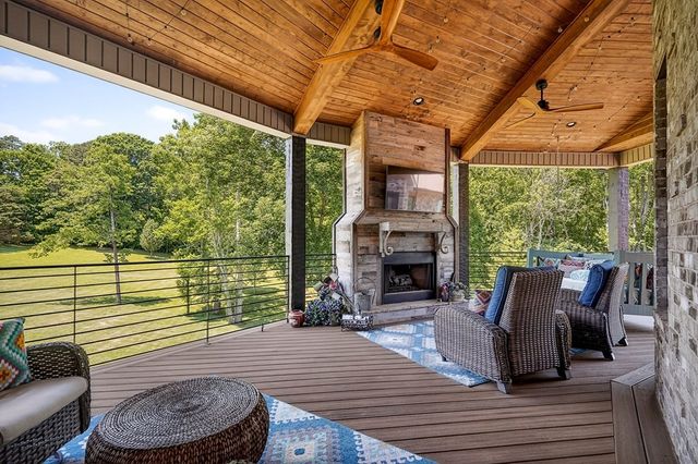 1265 Briarcrest Ln, Cookeville, TN 38501