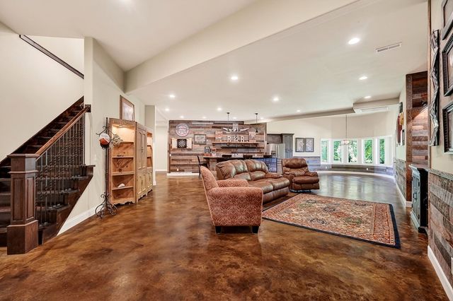 1265 Briarcrest Ln, Cookeville, TN 38501