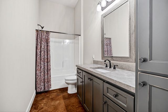 1265 Briarcrest Ln, Cookeville, TN 38501