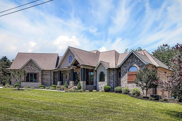 1265 Briarcrest Ln, Cookeville, TN 38501