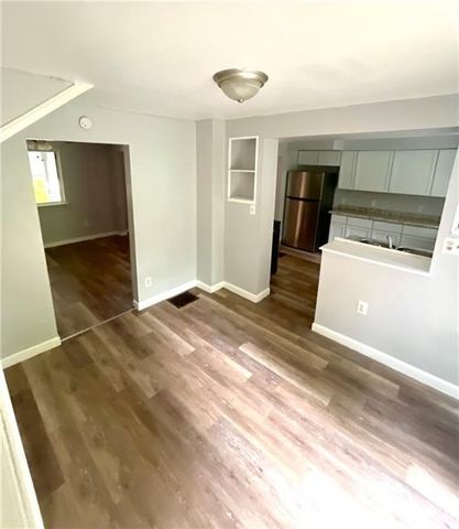 1068 Beaver Rd, Ambridge, PA 15003