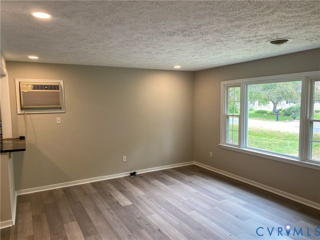 4309 4th St, Richmond, VA 23223