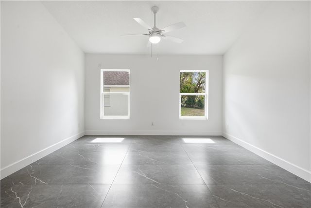 2365 87th Avenue, Vero Beach, FL 32966