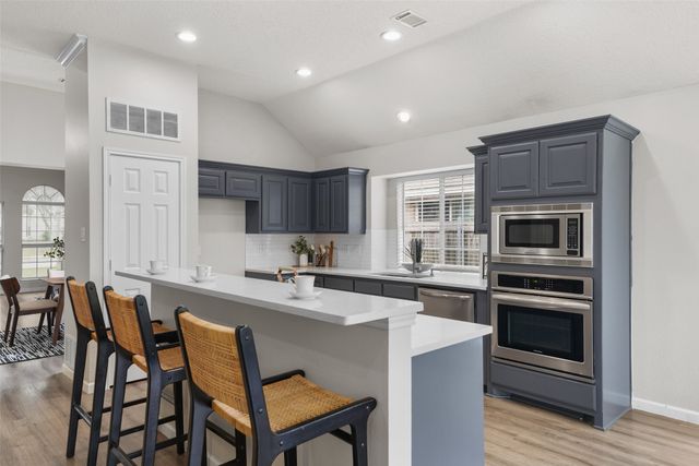 2133 Spring Mills Road, Mesquite, TX 75181