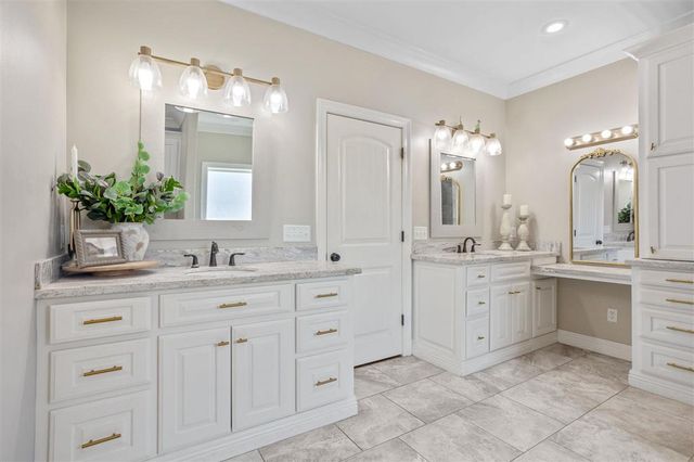 4506 Wilshire Lane, Sulphur, LA 70665