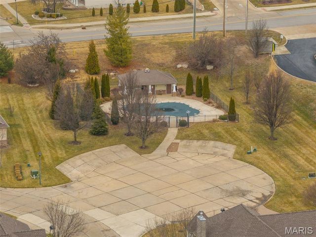 1133 Centre Lake Drive, Cottleville, MO 63376