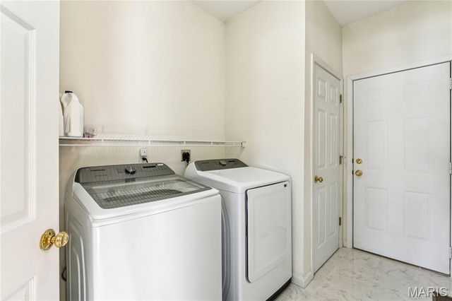 2645 Katrine Lake Drive, Belleville, IL 62221