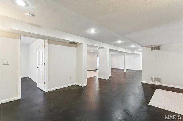 2645 Katrine Lake Drive, Belleville, IL 62221