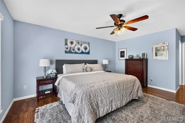 30 Hunting Manor Drive, St Charles, MO 63303
