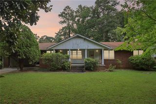 1272 Breezy NE Lane, Atlanta, GA 30329
