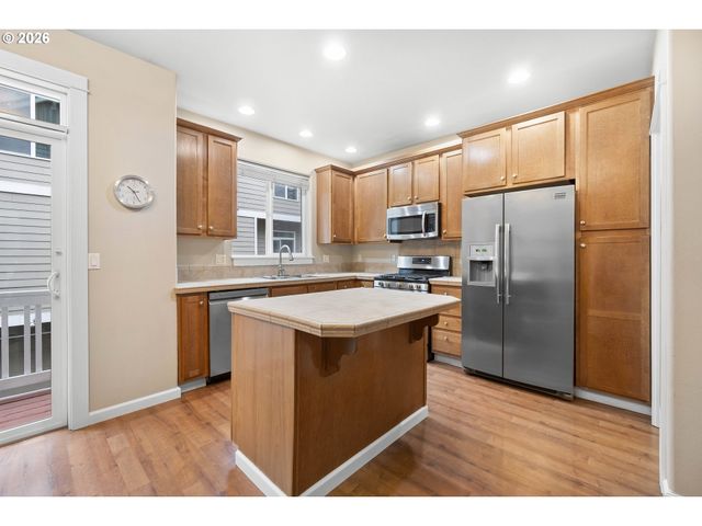 15964 Sw MORTONDALE Ln, Beaverton, OR 97006