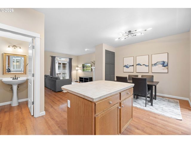 15964 Sw MORTONDALE Ln, Beaverton, OR 97006