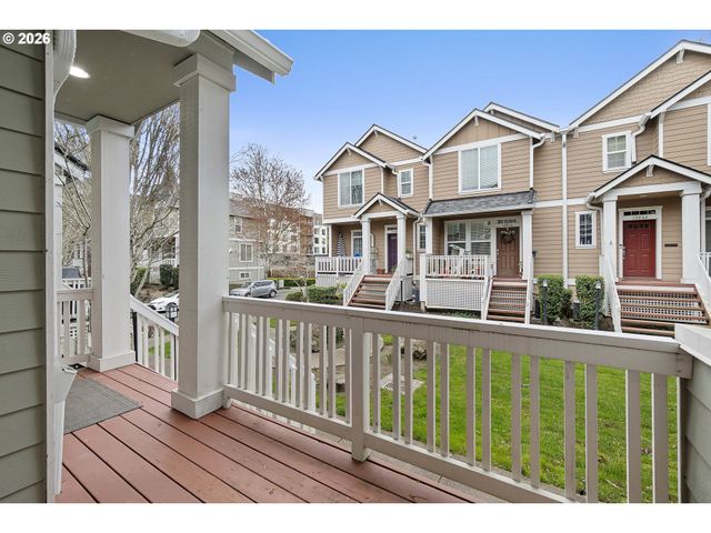 15964 Sw MORTONDALE Ln, Beaverton, OR 97006