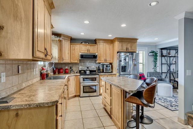 849 W CLOVER BLOSSOM CIR, Salt Lake City, UT 84123