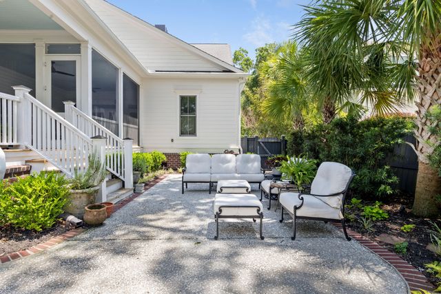 131 Balfour Drive, Daniel Island, SC 29492