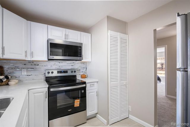 11254 Lincoln Street, Taylor, MI 48180