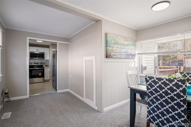 11254 Lincoln Street, Taylor, MI 48180