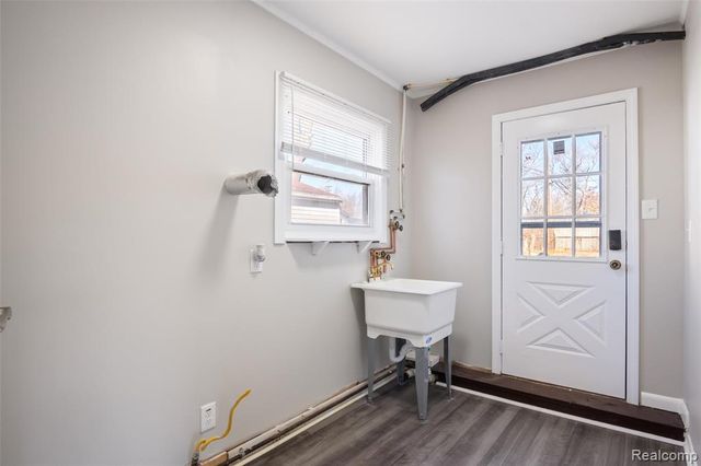 11254 Lincoln Street, Taylor, MI 48180