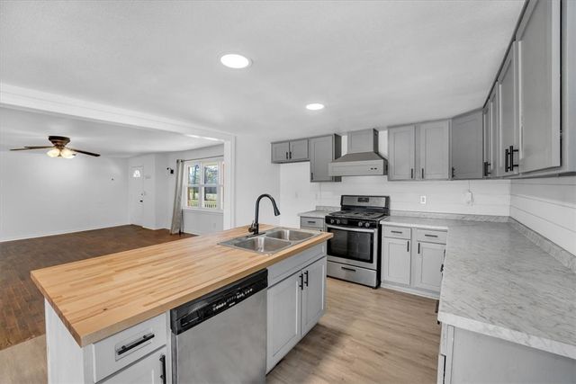 134 Mcculloch Street, Pea Ridge, AR 72751