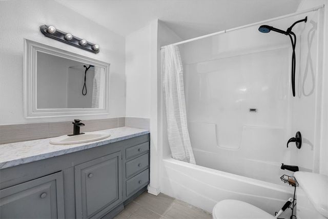 134 Mcculloch Street, Pea Ridge, AR 72751