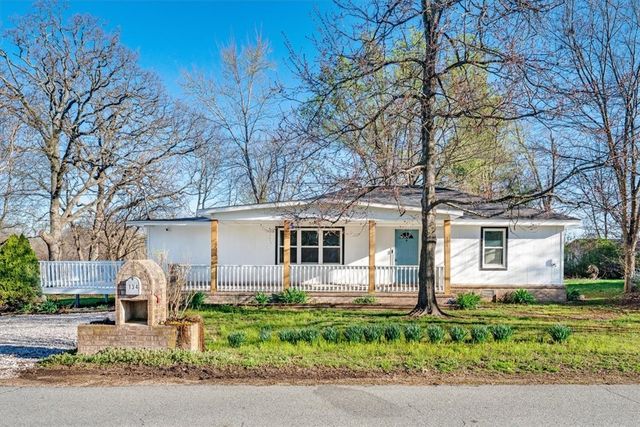 134 Mcculloch Street, Pea Ridge, AR 72751