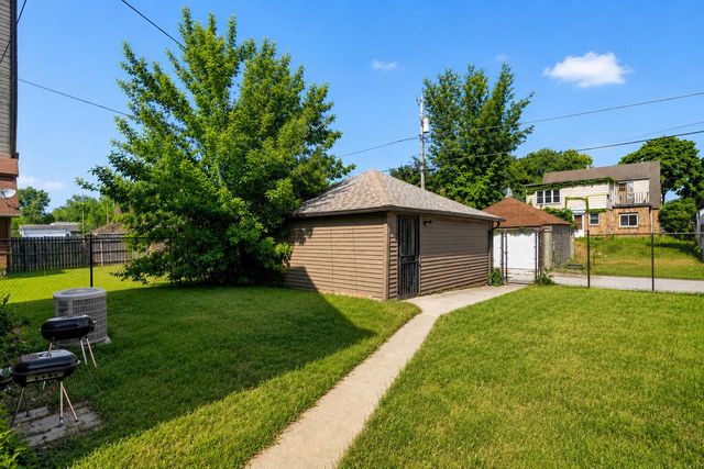 4236 N 25th STREET, Milwaukee, WI 53209