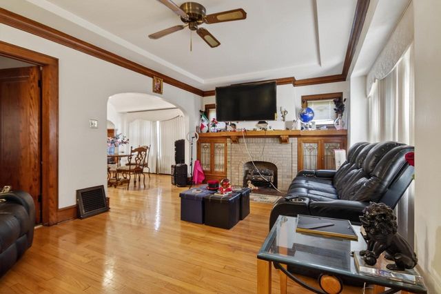 4236 N 25th STREET, Milwaukee, WI 53209