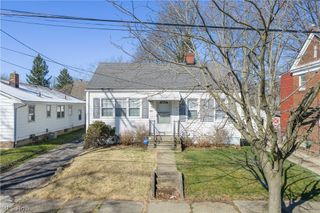 586 Lindell Street, Akron, OH 44305