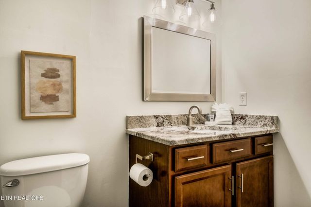 760 Wiley Oakley Drive, Gatlinburg, TN 37738