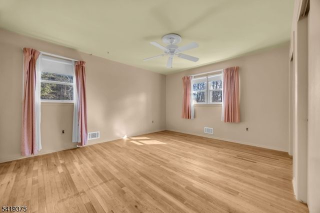 25 Greenwich Rd, Edison Twp., NJ 08820