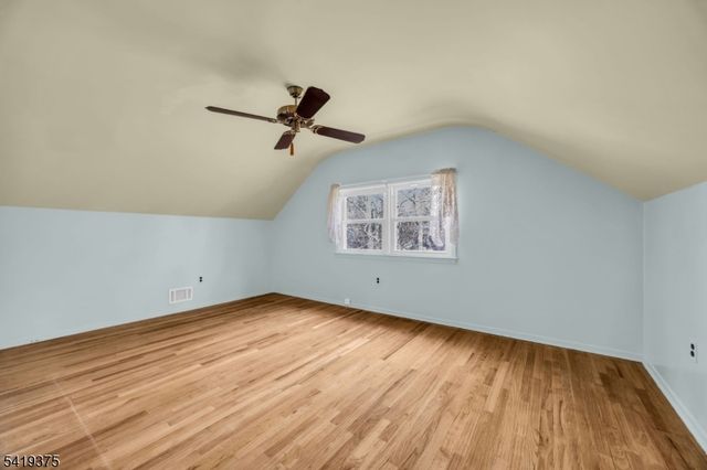 25 Greenwich Rd, Edison Twp., NJ 08820