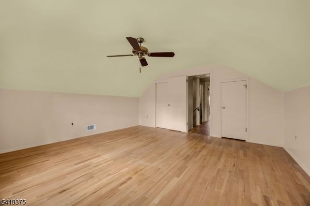 25 Greenwich Rd, Edison Twp., NJ 08820