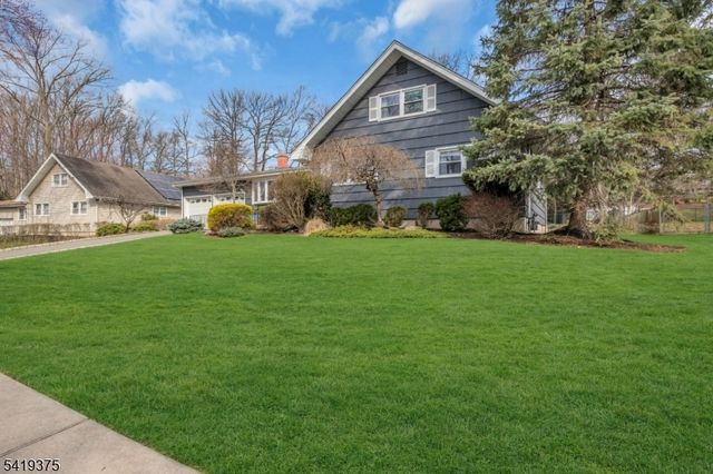 25 Greenwich Rd, Edison Twp., NJ 08820