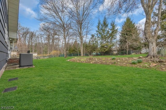 25 Greenwich Rd, Edison Twp., NJ 08820