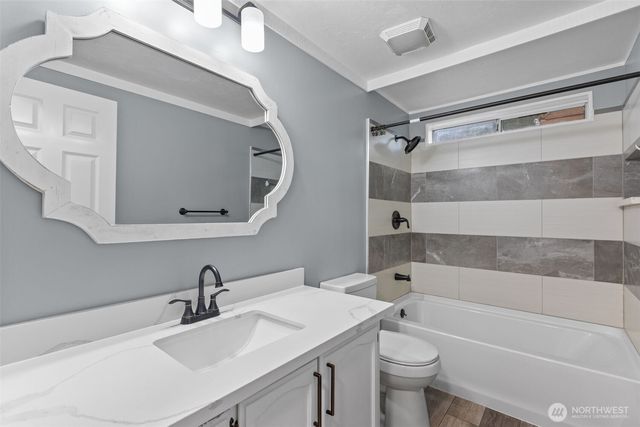 2402 S 370th place, Federal Way, WA 98003