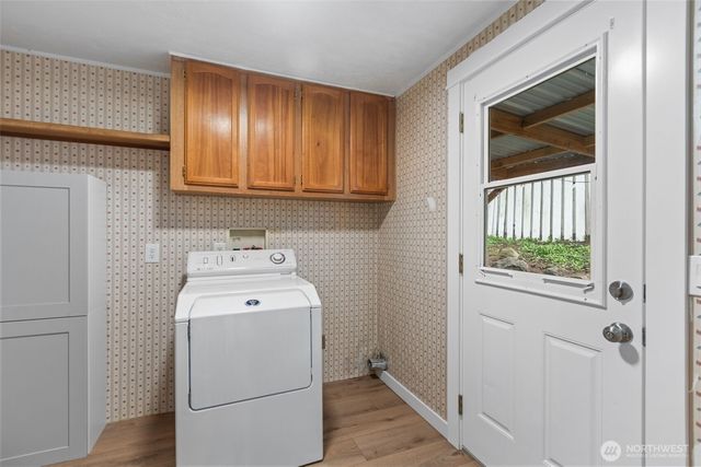 2402 S 370th place, Federal Way, WA 98003