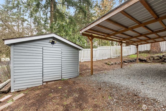 2402 S 370th place, Federal Way, WA 98003