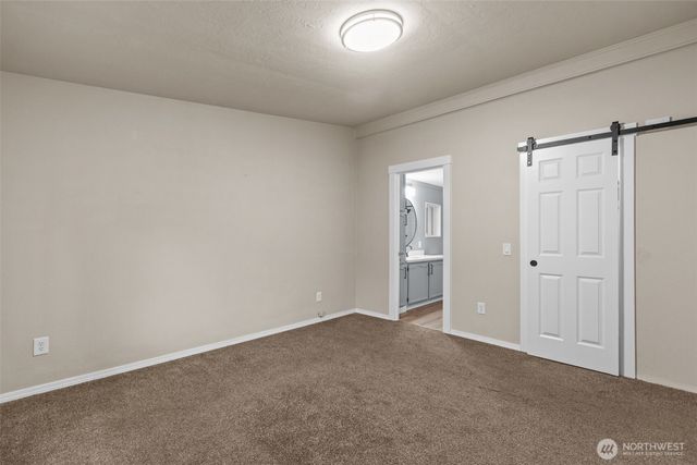 2402 S 370th place, Federal Way, WA 98003