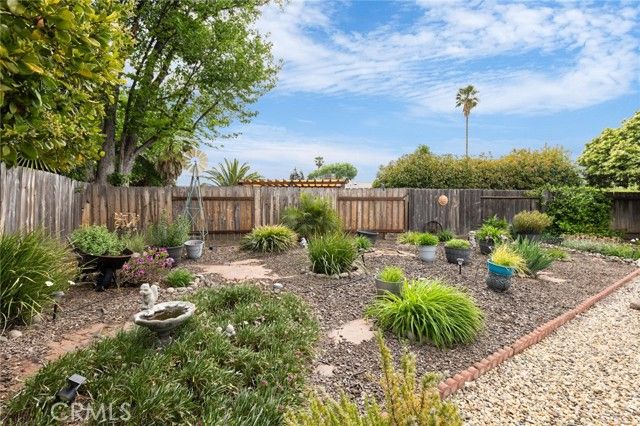 17 Tioga Way, Chico, CA 95928